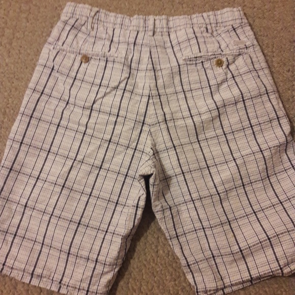Mens Izod shorts 32 - Picture 2 of 2